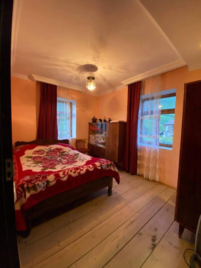 Chvibiani Guesthouse & Bar Ushguli Exterior photo