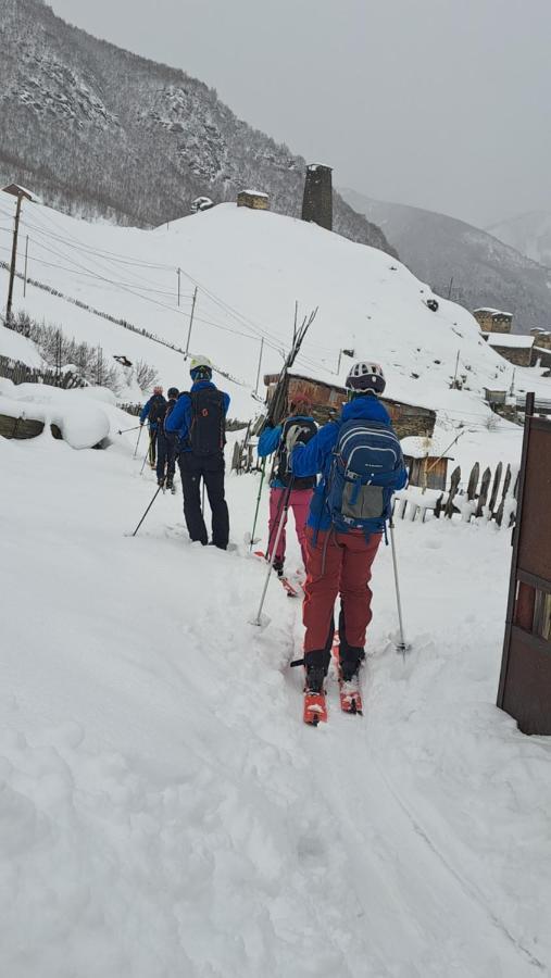 Chvibiani Guesthouse & Bar Ushguli Exterior photo